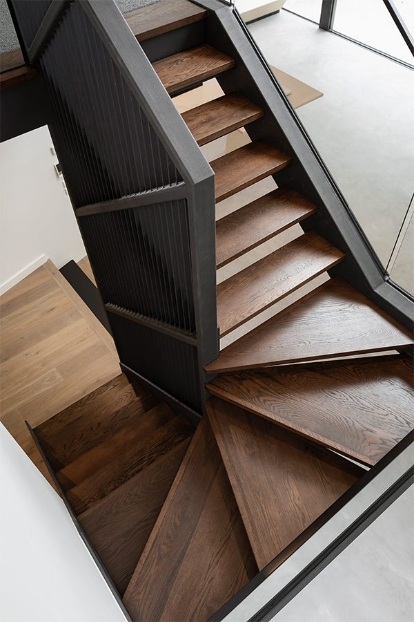 designed-stairs-UTEWJ5Y.jpg
